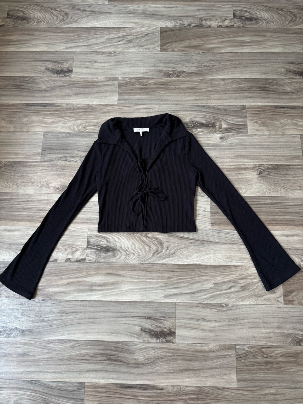 Frame Poly Ribbed Tie-Front Bell Sleeve Cropped Cardigan in Black Size Large